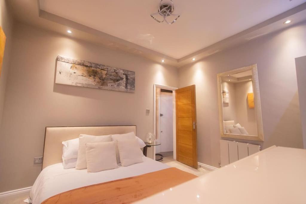 Oikoshomes Three Bedroom Flat In Лондон Экстерьер фото